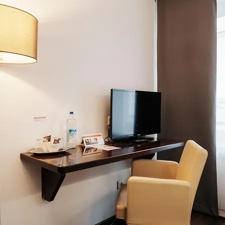 Helvetia Center 3* Múnich