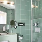 Hotel Helvetia - Self Check-in München
