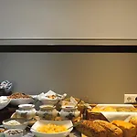 Helvetia - Self Check-in Hotel 3*