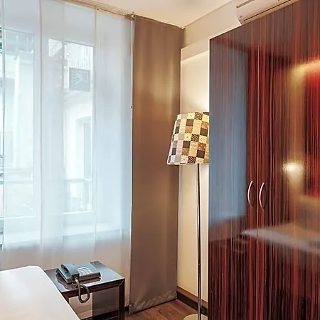 Helvetia - Self Check-in Hotel Mnichov