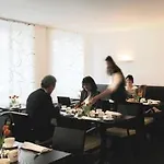 Hotel Helvetia - Self Check-in Múnich