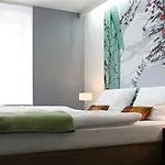Hotel Helvetia - Self Check-in 3*