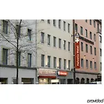 Hotel Helvetia - Self Check-in 3*