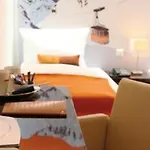 Helvetia - Self Check-in Hotel 3*